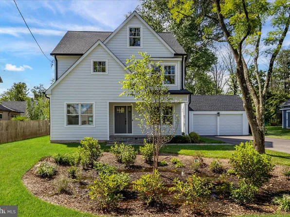 24 Dempsey Ave, Princeton, NJ 08540