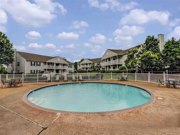 The Oliver Apartment Homes