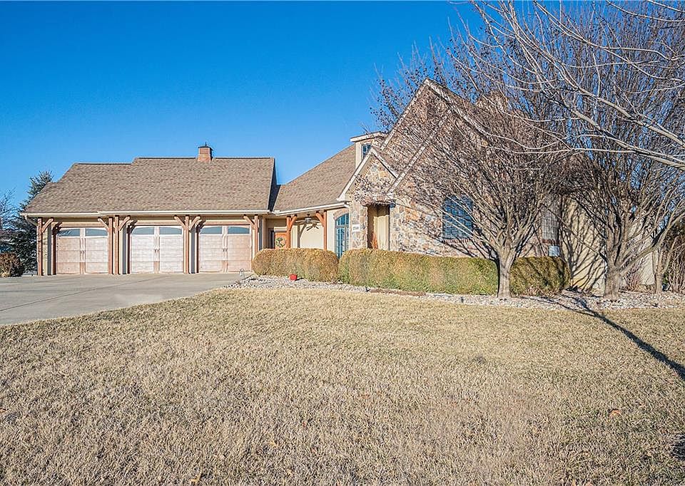 17530 188th Ter, Tonganoxie, KS 66086 Zillow