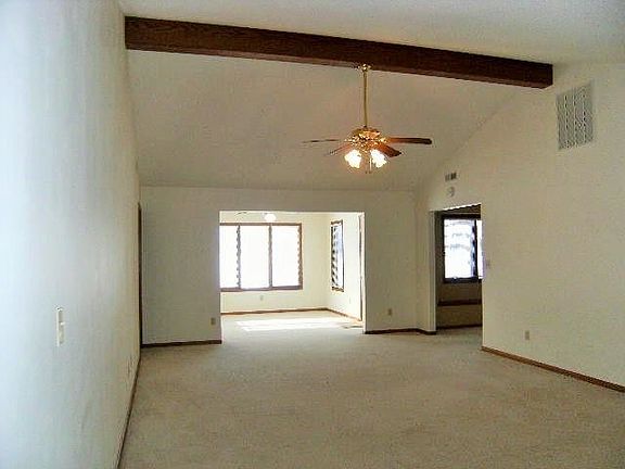 2nd image of 43 Clubview Dr