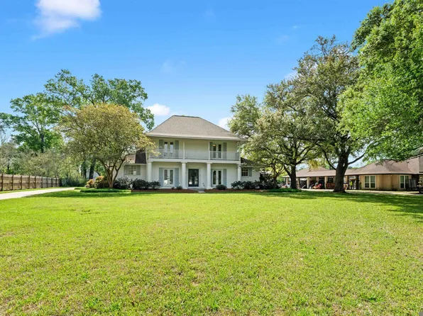 10222 Sagefield Dr, Baton Rouge, LA 70818