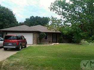 301 David St, Burleson, TX 76028