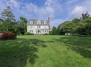 206 S Ocean Ave, Bayport, NY