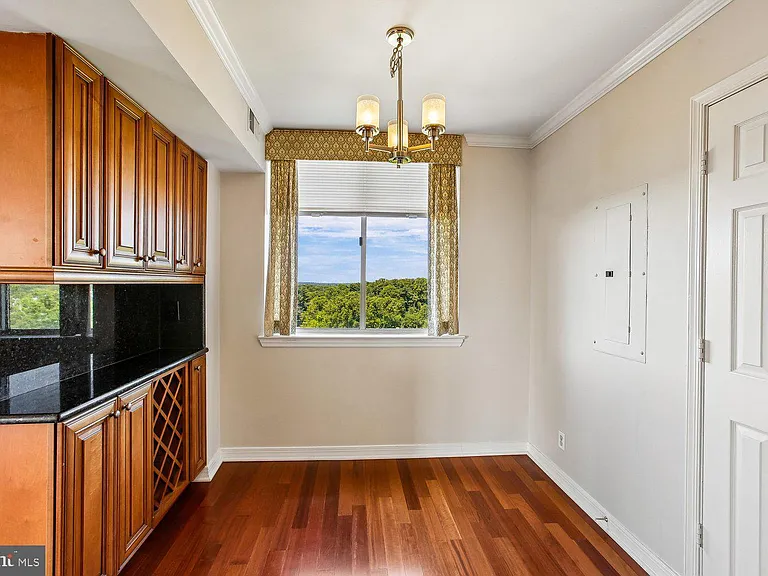 5809 Nicholson Ln #1001 — Photo 28