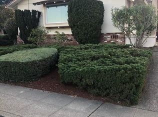 1701 Sequoia Ave, Burlingame, CA 94010