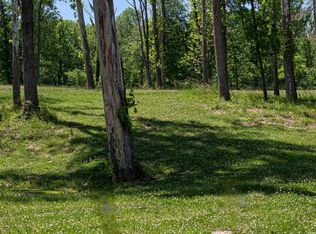 4487 Fairway View Dr, Boonville, IN 47601
