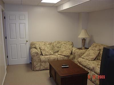 4th image of 6635 Grove Ln #65