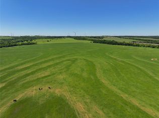 29th St SW, Hinton, OK 73047