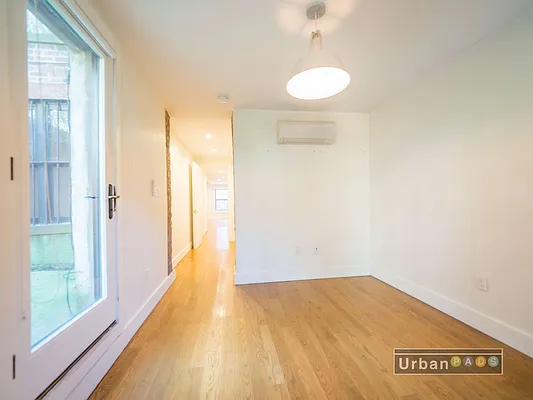 Rented by Urban Pads | media 9