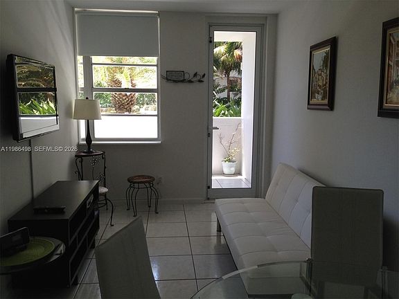 2nd image of 100 Lincoln Rd #336