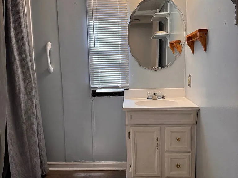 2289 S Lake Dr — Photo 12