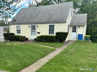 1031 Meriden Rd, Waterbury, CT 06705