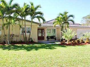873 Ixora Ln, Plantation, FL 33317