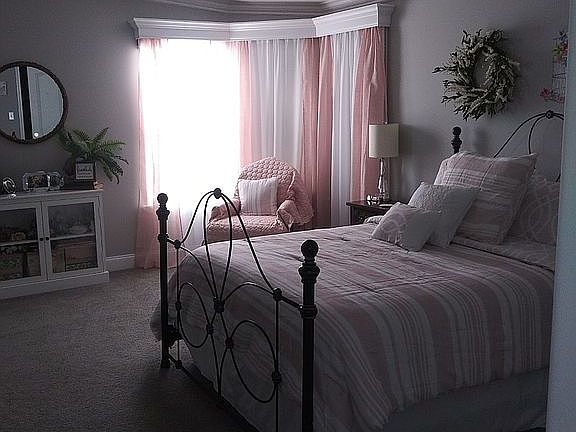 5th image of 6001 Terri Cayle Ct