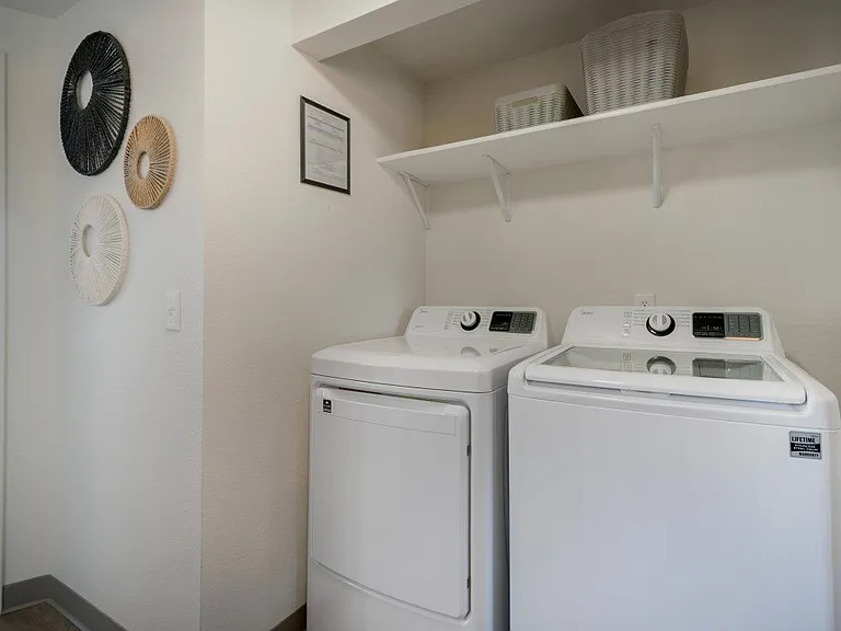 1430 3rd Ave E #3 — Photo 9