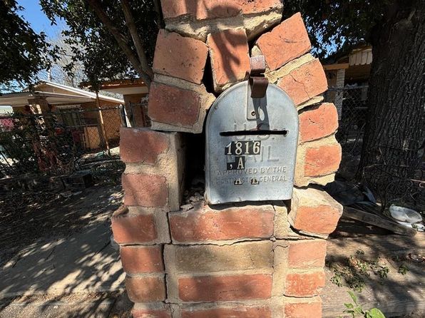 laredo-texas-448056051 picture