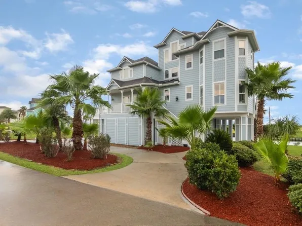 13 Half Moon, Hitchcock, TX 77563