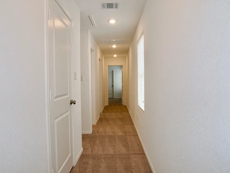 7627 Chancery Gate — Photo 14