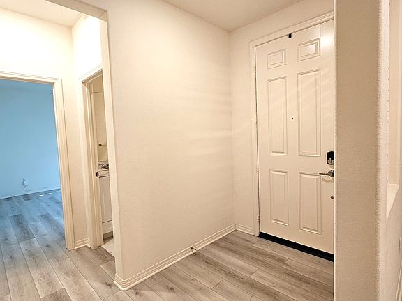 4th image of 16736 Stags Leap Ln