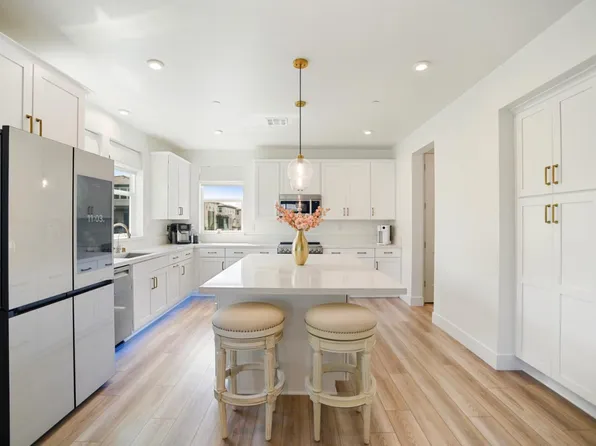 941 Kolbe Ln, Morgan Hill, CA 95037