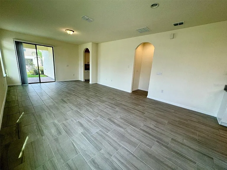 16085 Scarpetta St — Photo 19