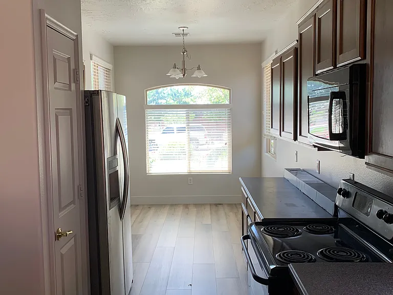 3501 E Sweetwater Springs Dr — Photo 21