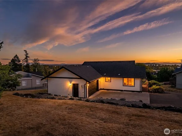 668 Parkview Place, Blaine, WA 98230