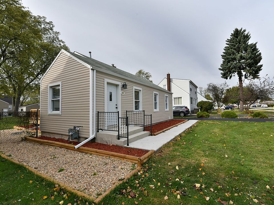 1st image of 116 N Marilyn Ave