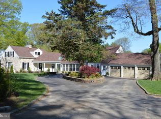 340 Highland Ln, Bryn Mawr, PA 19010