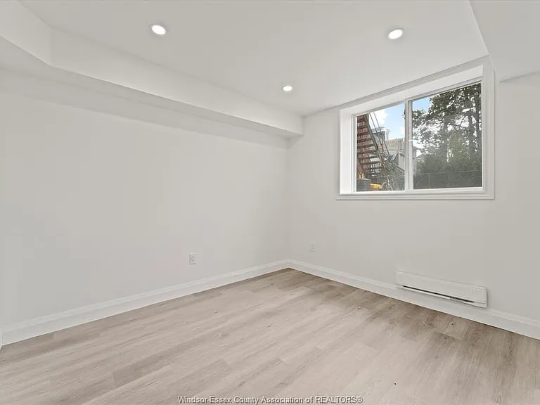 702 Pierre Ave #7 — Photo 10