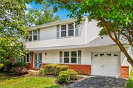 Dunlap Dr-0706-003.jpg