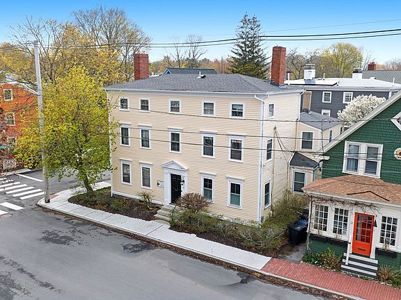 5th image of 74 Lime St APT 4