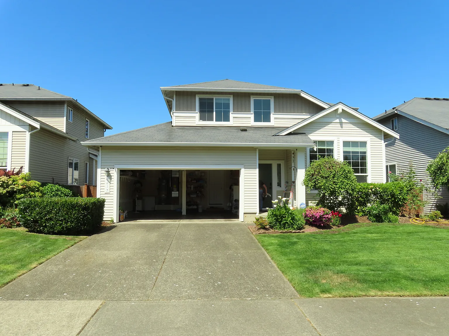 3 bed, 2.5 bath, 1576 sqft, $3,100 — Photo 1