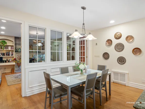 853 East 26th Street image 12 of 14