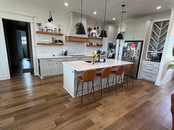 3rd image of 16184 Fleur De Lis Dr