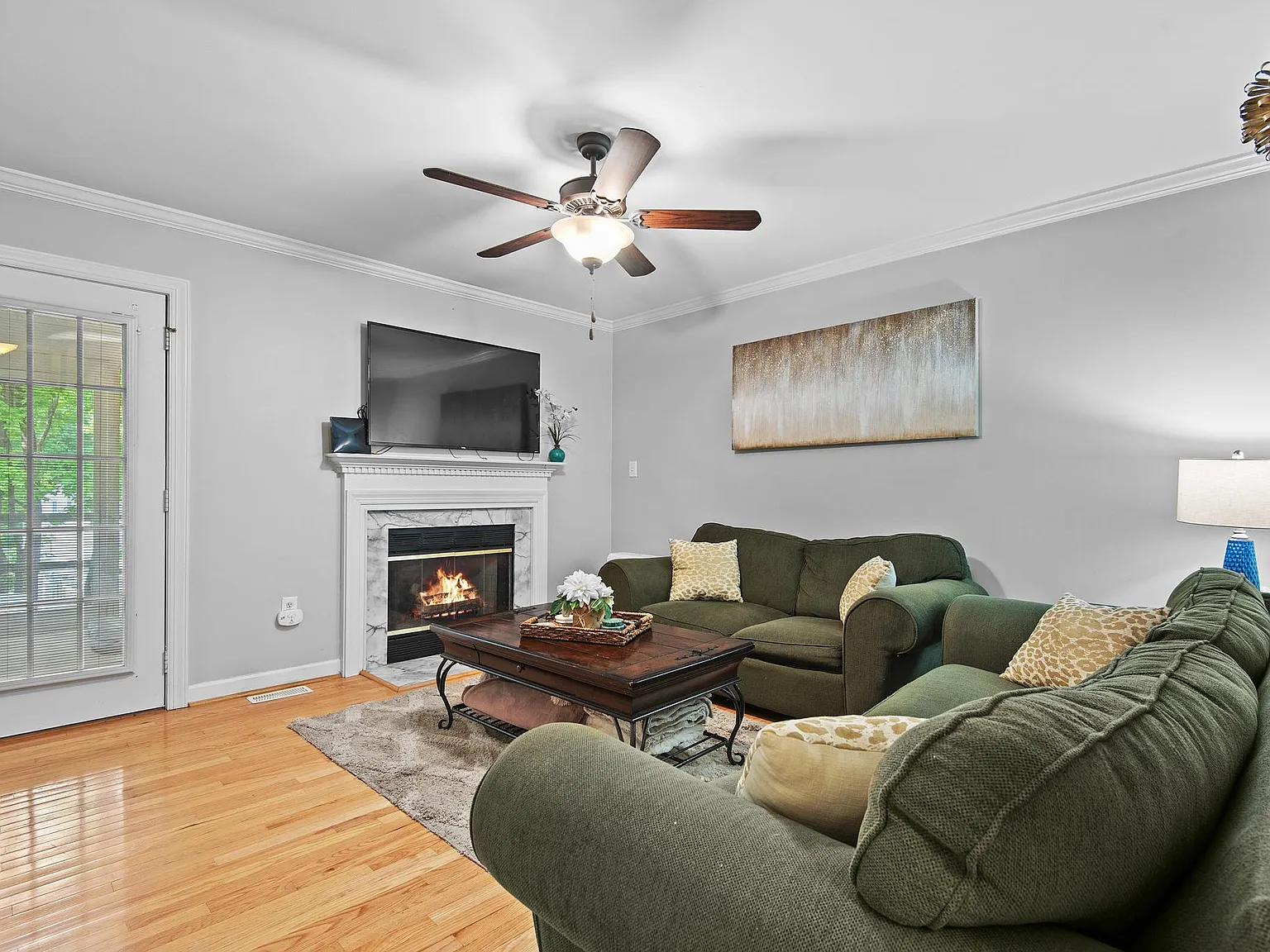 2 bed, 2.5 bath, 1163 sqft, $1,725 — Photo 4