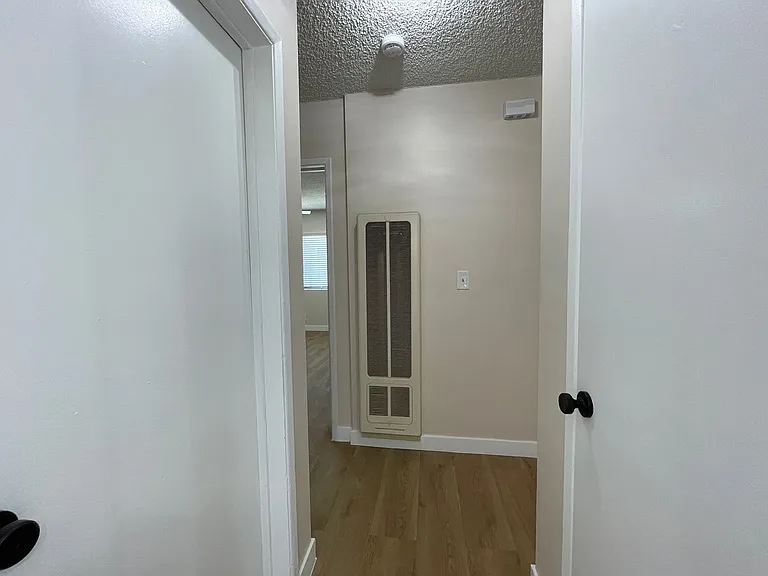 1141 Molino Ave — Photo 15