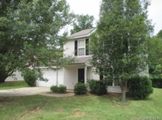 1037 Jordans Pond Ln, Charlotte, NC 28214