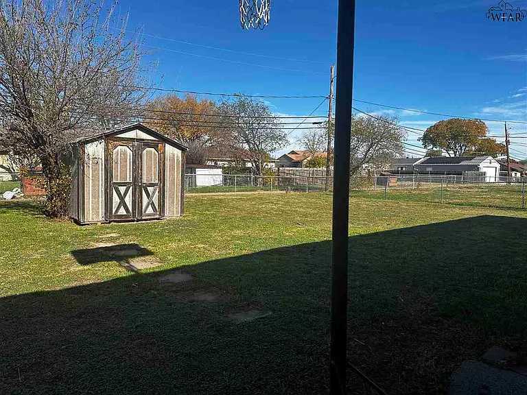 3020 Stearns Ave — Photo 7