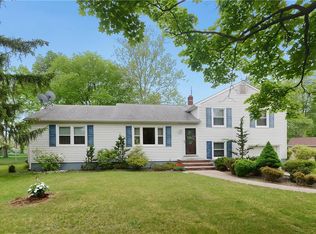 7 Roberts St, Kendall Park, NJ