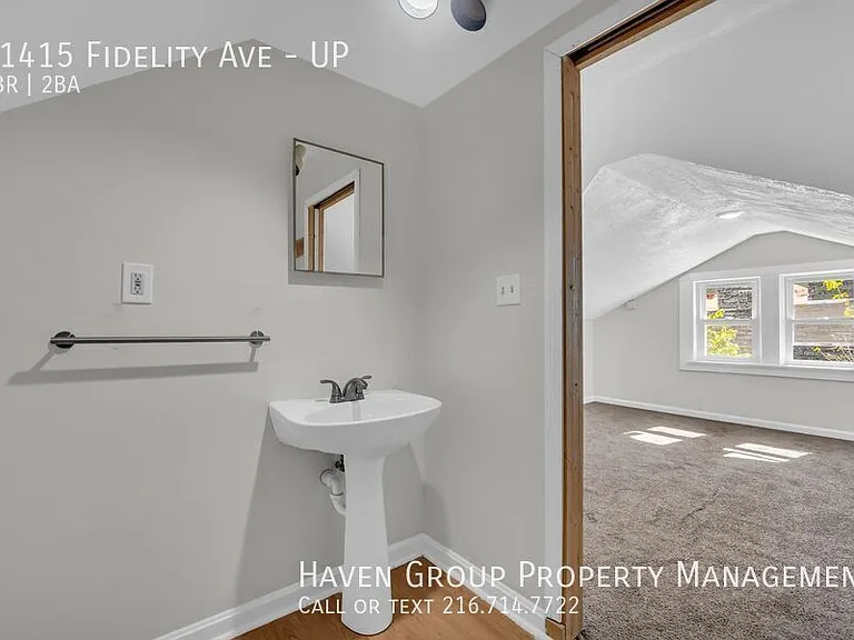 11415 Fidelity Ave #UP — Photo 20