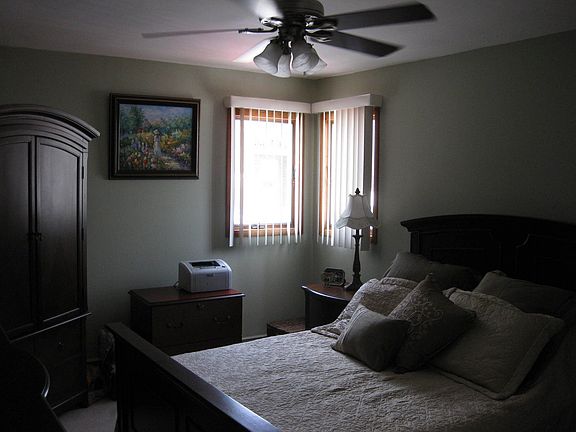 5th image of 154 Lincoln Ave