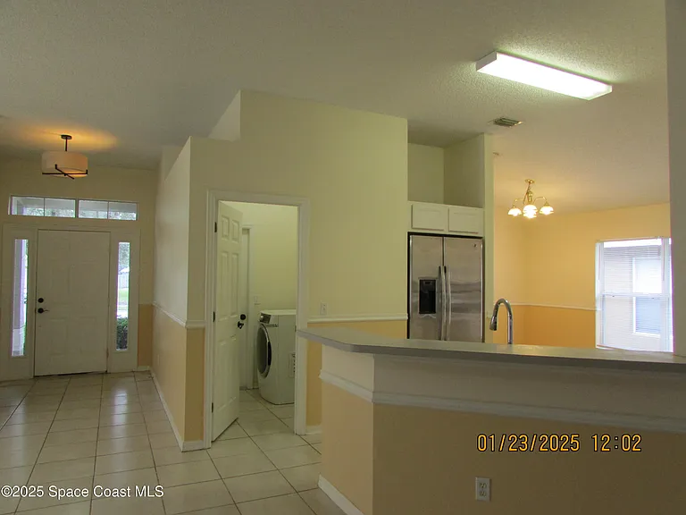 1065 Sedgewood Cir — Photo 7