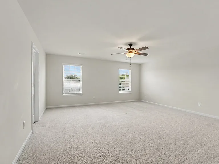 214 Kennerly Center Dr — Photo 12