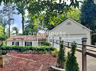 815 Riverstone Ln, Woodstock, GA 30188