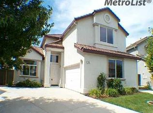 350 Eastbrook Cir, Sacramento, CA 95835