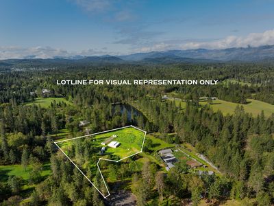 600 Hartsfield Ln, Merlin, OR, 97532