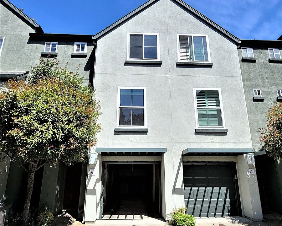 1st image of 624 Atherton Pl