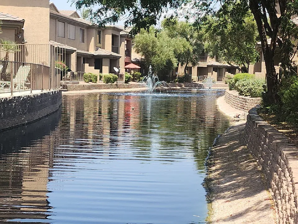 705 W Queen Creek Rd #1046