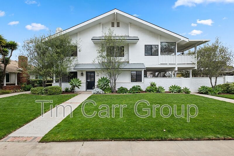 1st image of 2000 Coral Pl